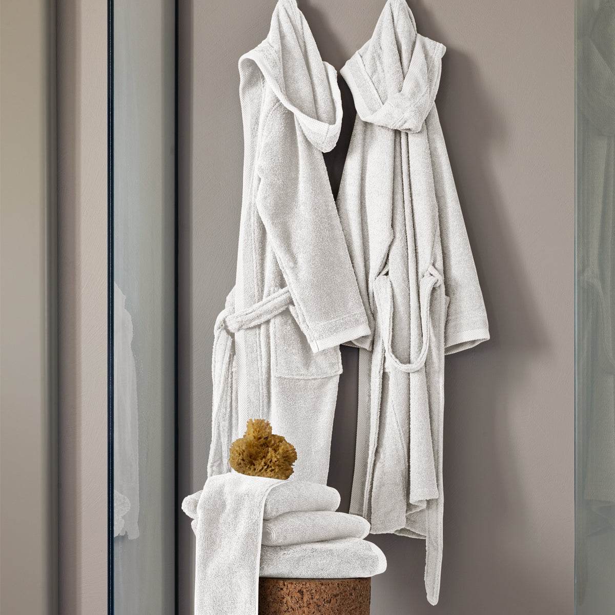 Accappatoio con cappuccio Biancheria Square Acc Fazzini - evabiancheria