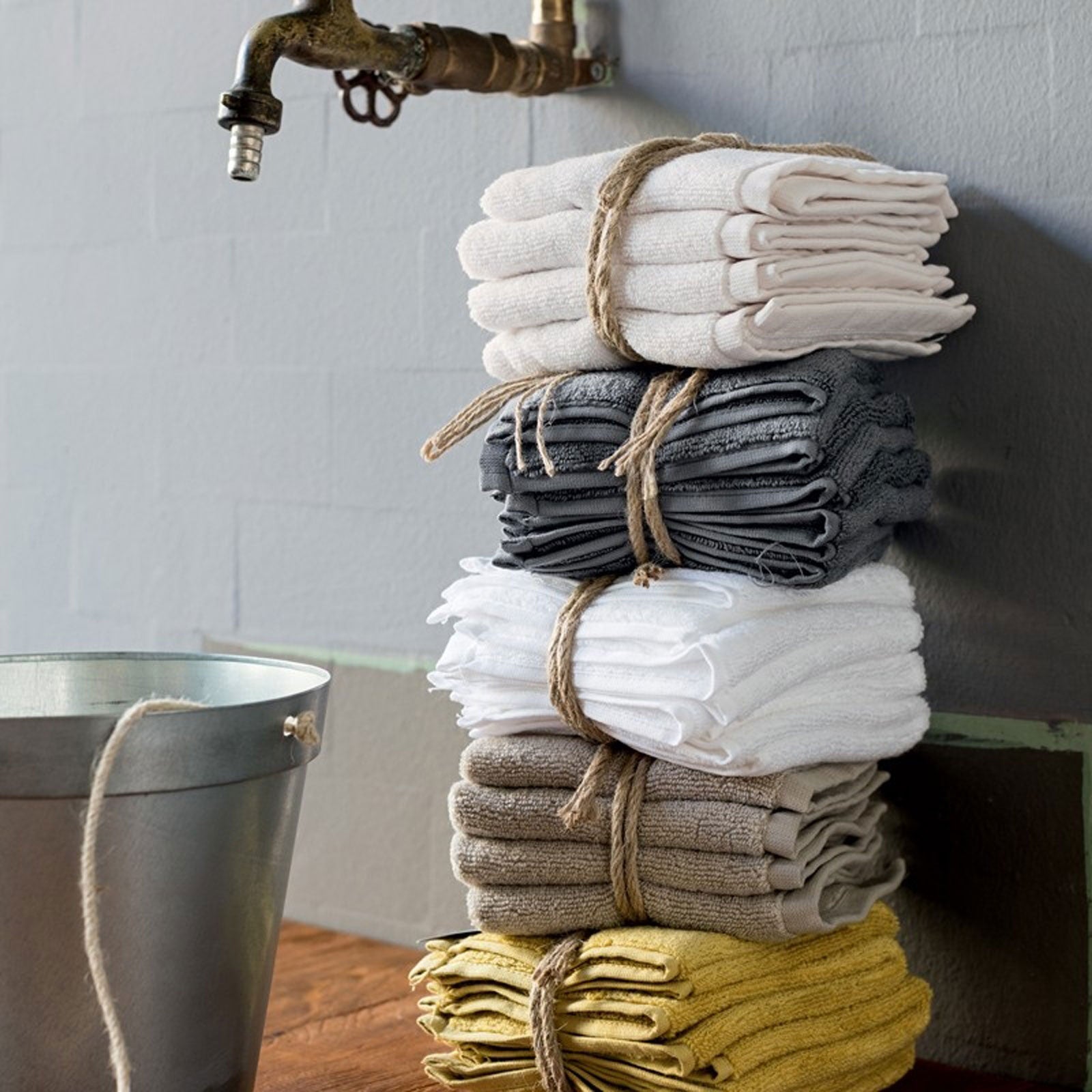4-piece washcloths Coccola linen set Fazzini